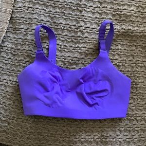 Like new Lululemon Tata tamer